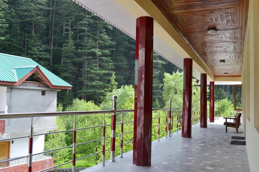 Hotel Chetna Manāli Exteriör bild