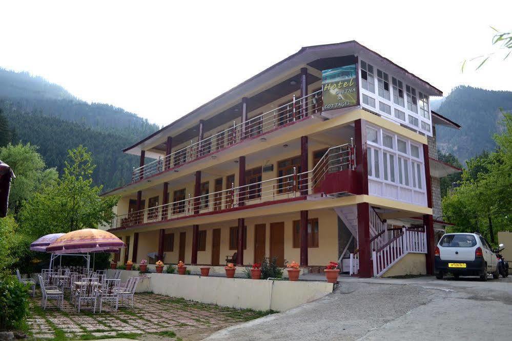 Hotel Chetna Manāli Exteriör bild